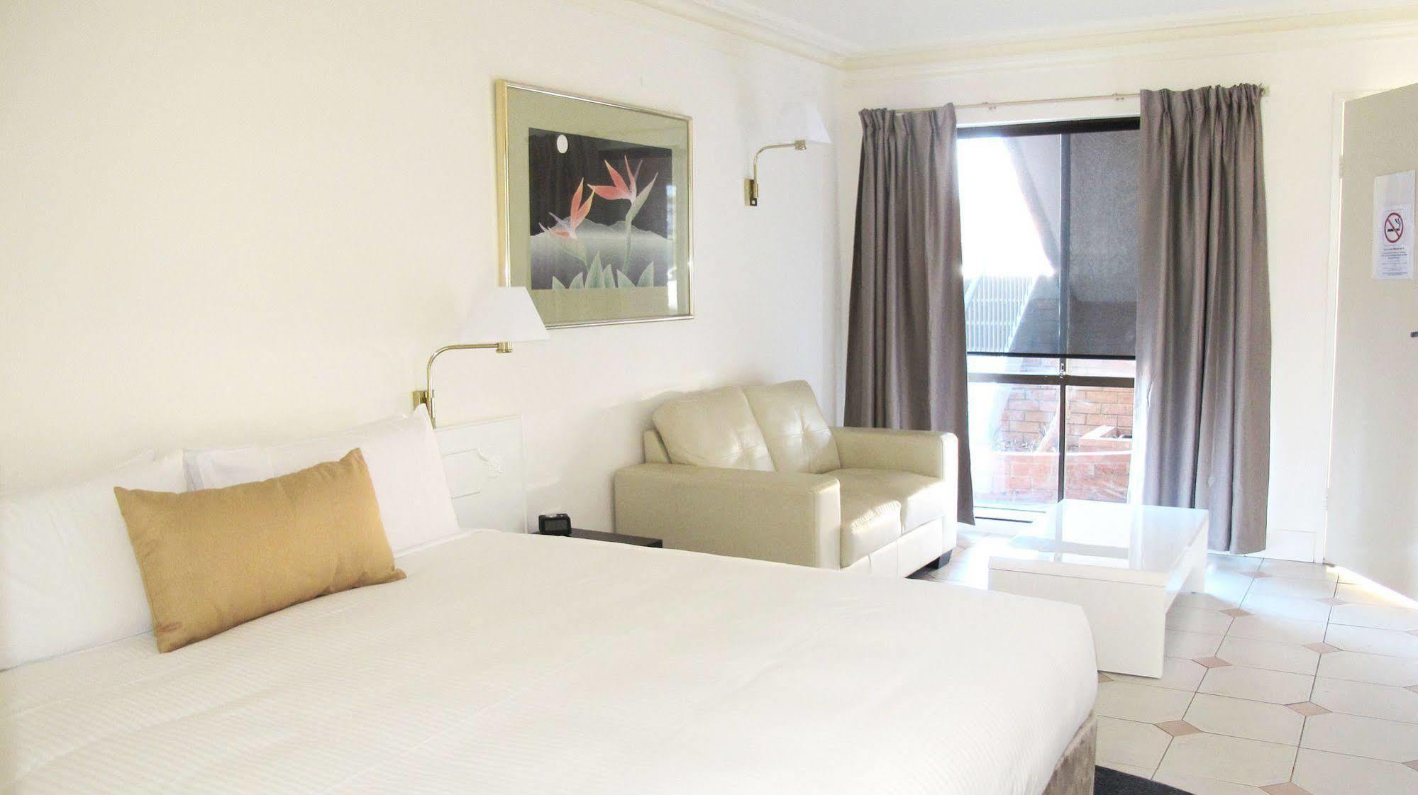 Motel The Palms Dubbo Exteriér fotografie